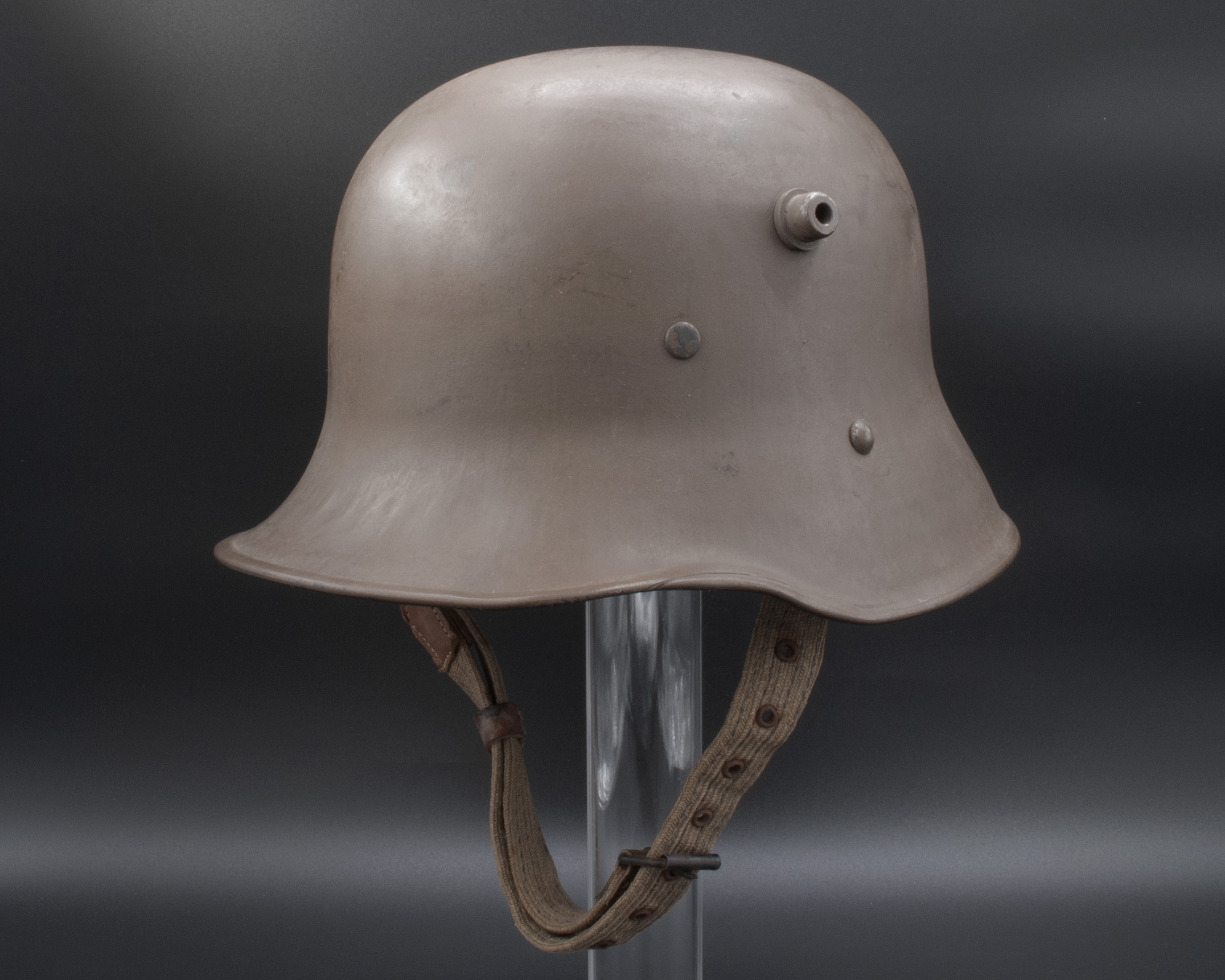Austro-Hungarian M17* – Steel Helmets of the World Wars