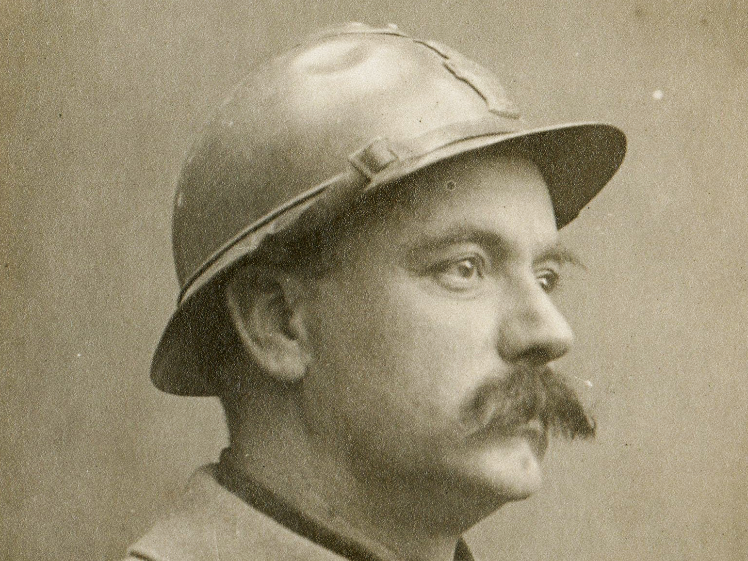 French M15 Engineer* – Steel Helmets of the World Wars