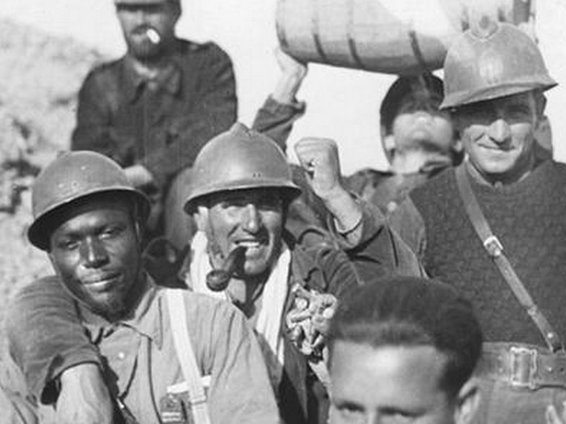 French Export M26 – Steel Helmets of the World Wars